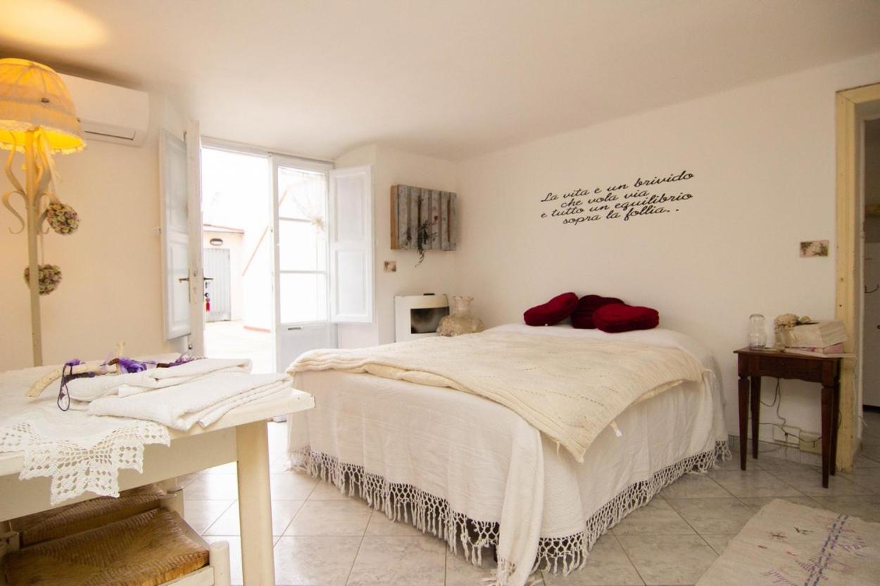 200Metri Dal Mare Raffinato Chalet Con Giardino Appartement Marina Di Pisa Buitenkant foto